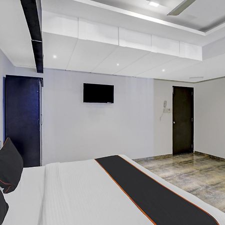 Collection O Shekhawat Palace アーメダバード エクステリア 写真